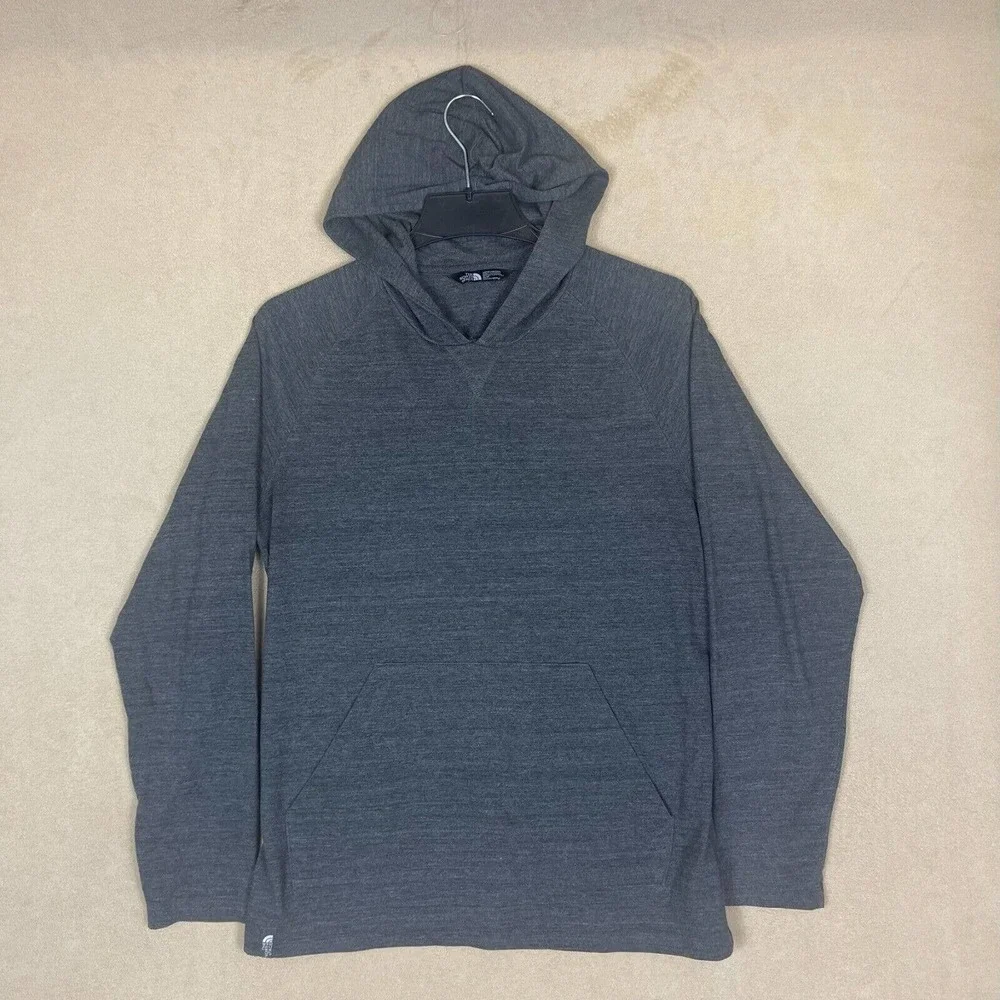 The North Face Mens M Long Sleeve Hoodie Shirt Gray Regular Fit Pouch Pocket